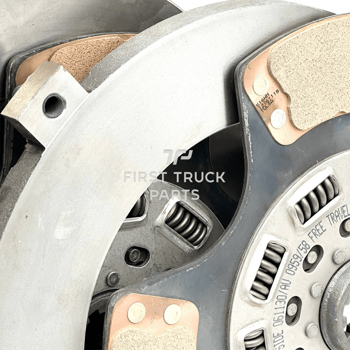 RC018EZX | Genuine Eaton® Easy Pedal Manual Adjust Clutch for Manual