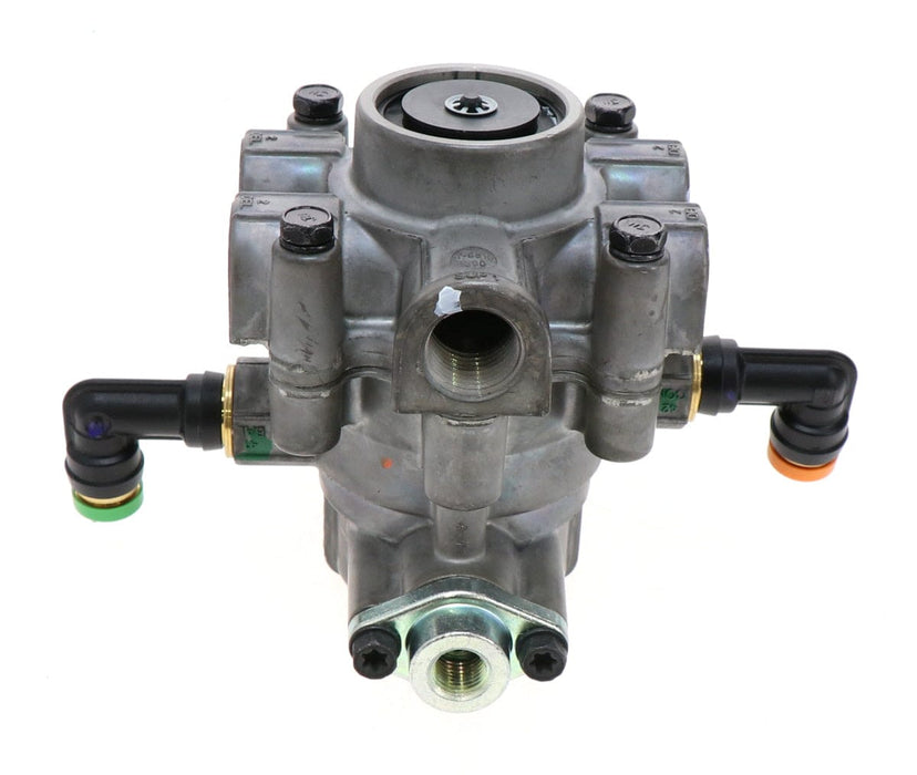 3821869C93 | Genuine International® Brake Control Valve