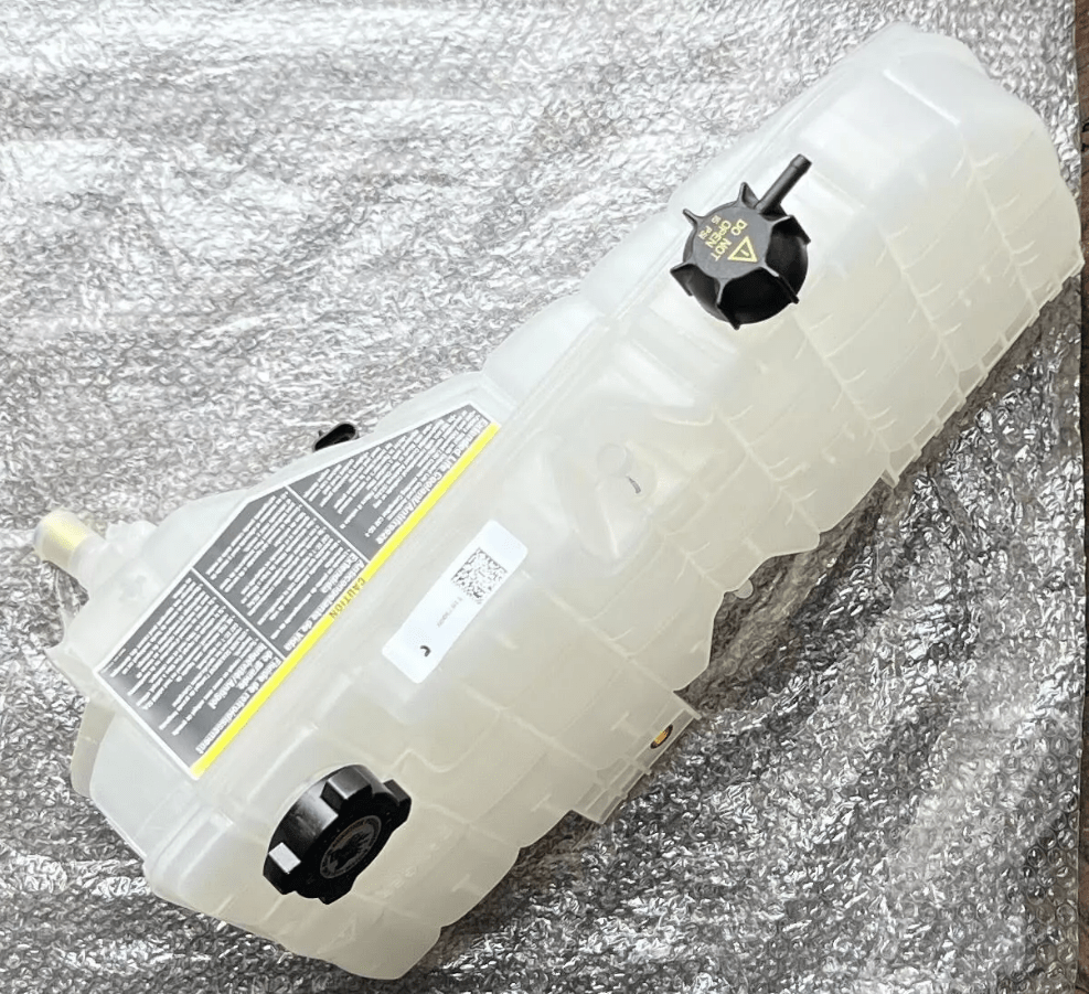 575.1026 | Genuine Paccar® Radiator Expansion Tank (Kenworth, Peterbilt compatible)