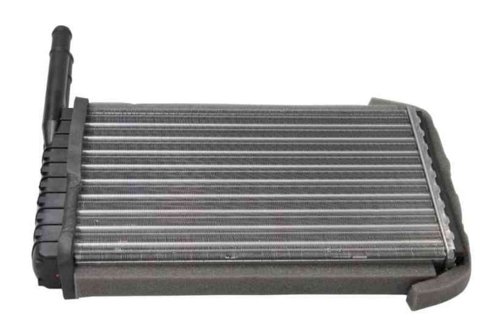 3542604C3 | Genuine International® Heater Core