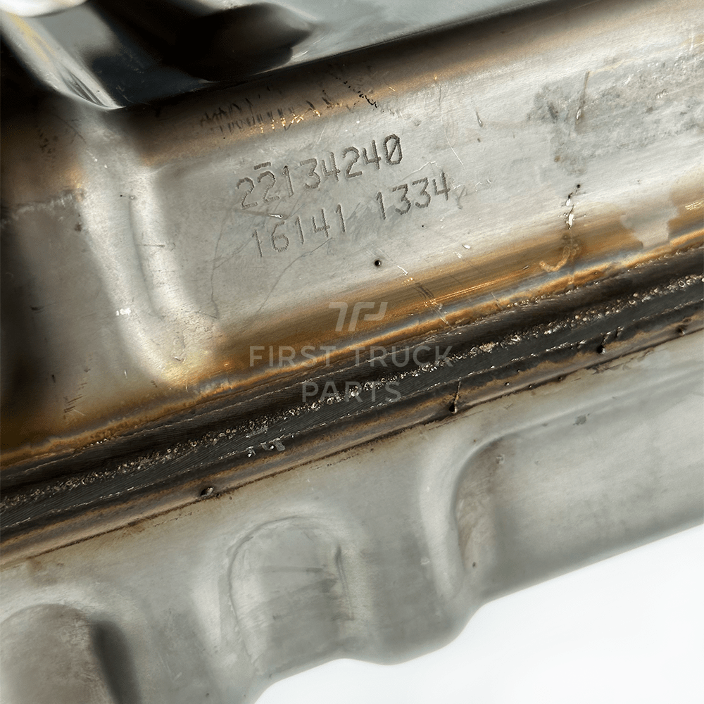 21098686 P/N: 21068705 | Genuine Mack® EGR Cooler For D11, Mack MP7
