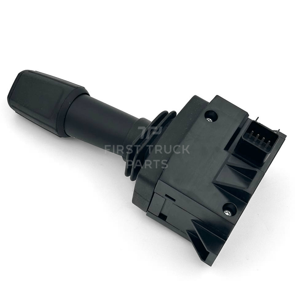 K124034 | Genuine Navistar® Universal Stalk Shifter For LT62, LT625