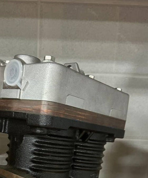 85000064 | Genuine Volvo® Air Compressor