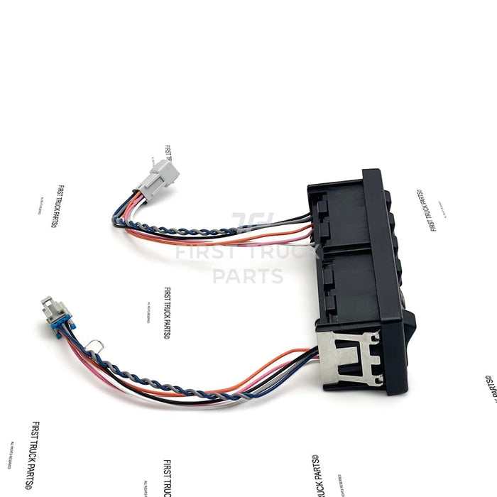 EE02008016 | Genuine International® Dash Switch Panel (2)
