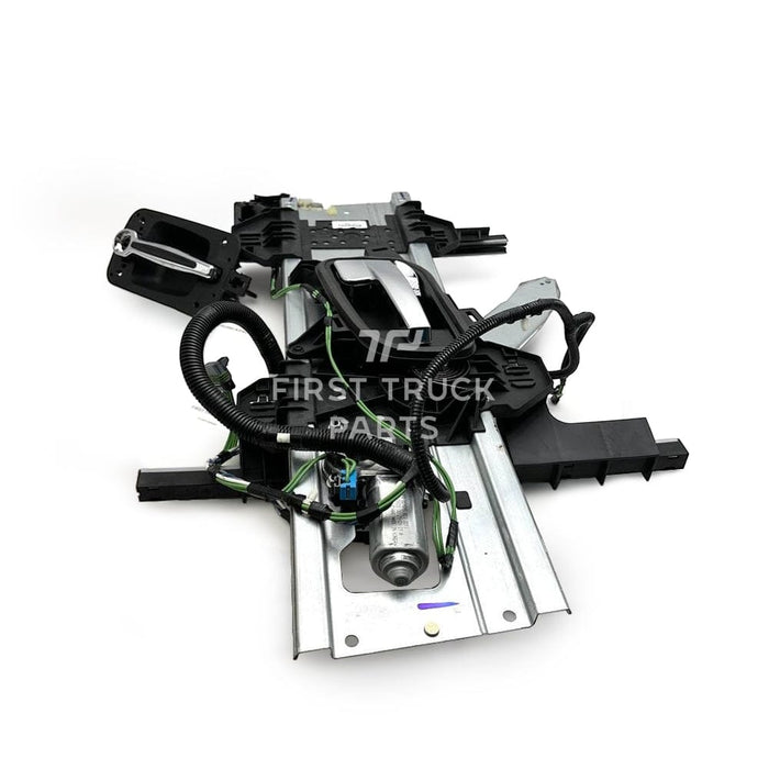 3468778 | Genuine Navistar® Regulator Door Glass Essembly R/H (2)