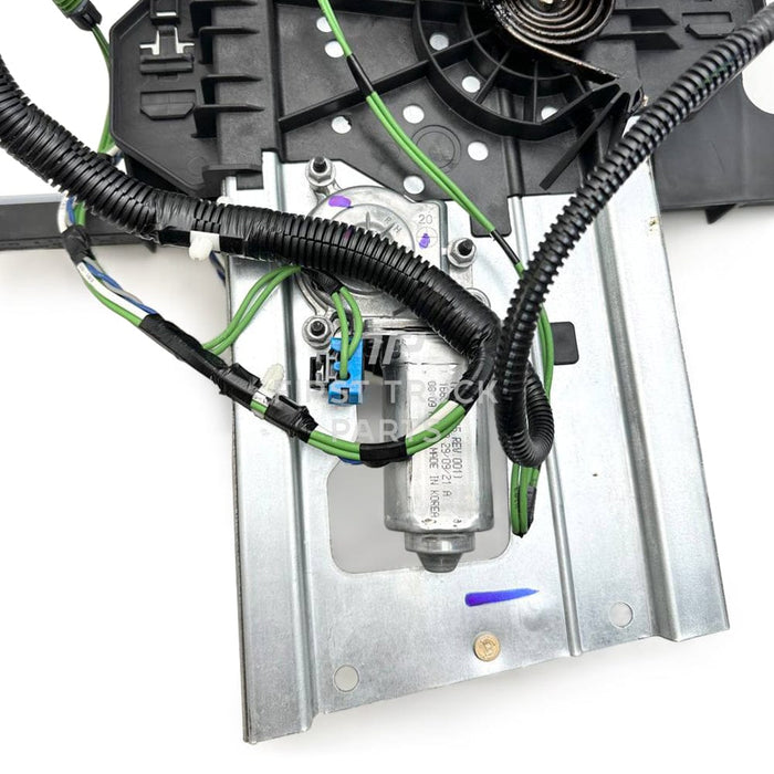 16638988-NS | Genuine Navistar® Regulator Door Glass Essembly R/H (3)