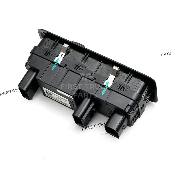 4057697C6 | International® Driver Door Switch Controller (4)