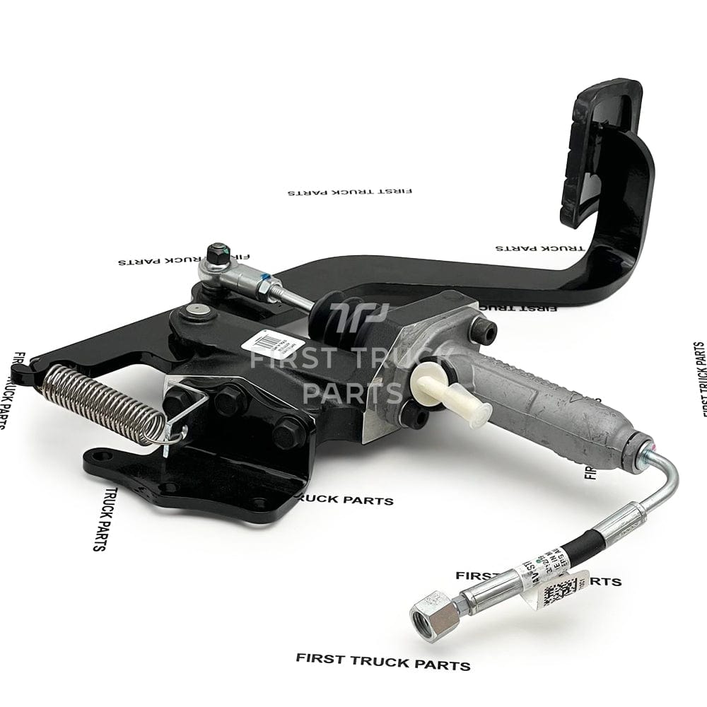 what is a clutch pedal 4077719C92