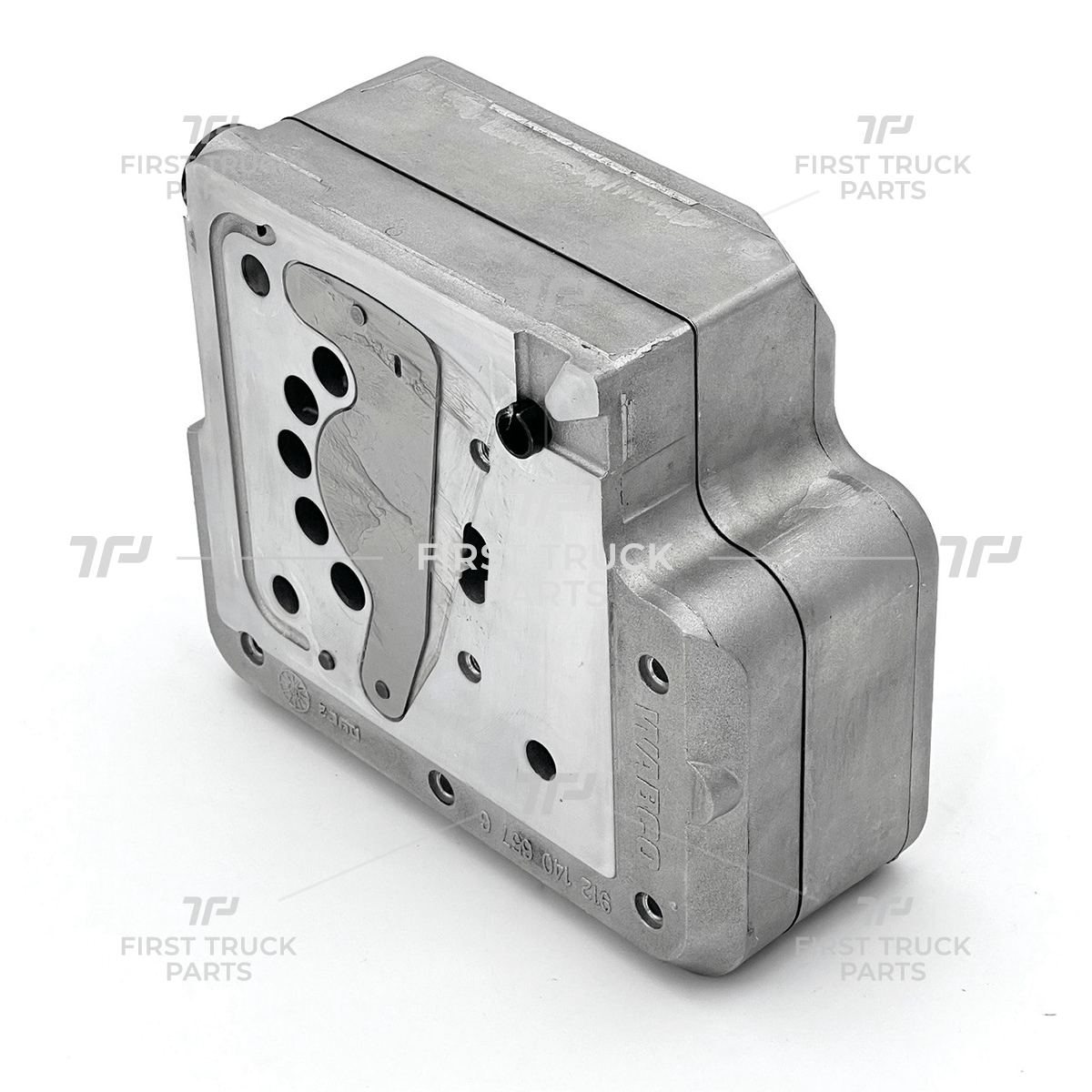 4337592 P\N: 4937462 | Genuine Cummins Single Cyl Air Compressor Head
