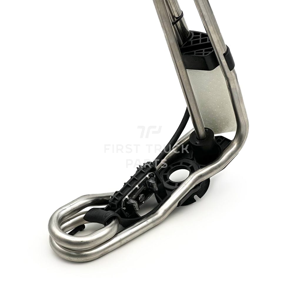P/N: FPP810B526 Genuine International® Def Header