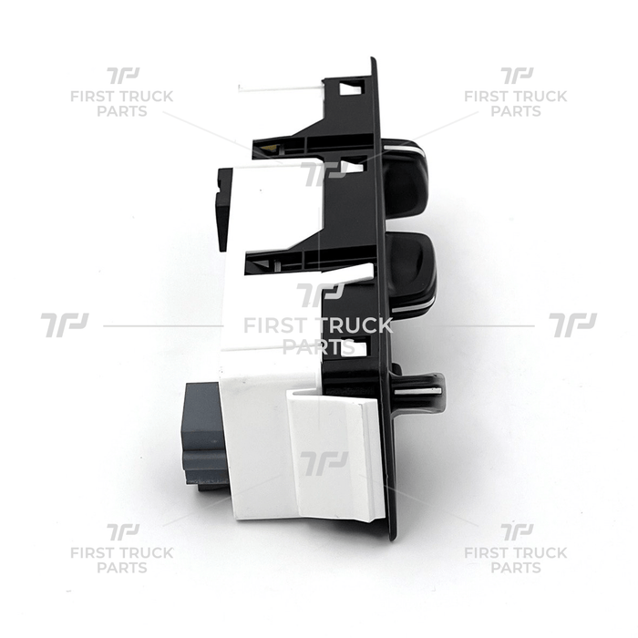 Q216012  | Genuine Paccar® HVAC Control Module