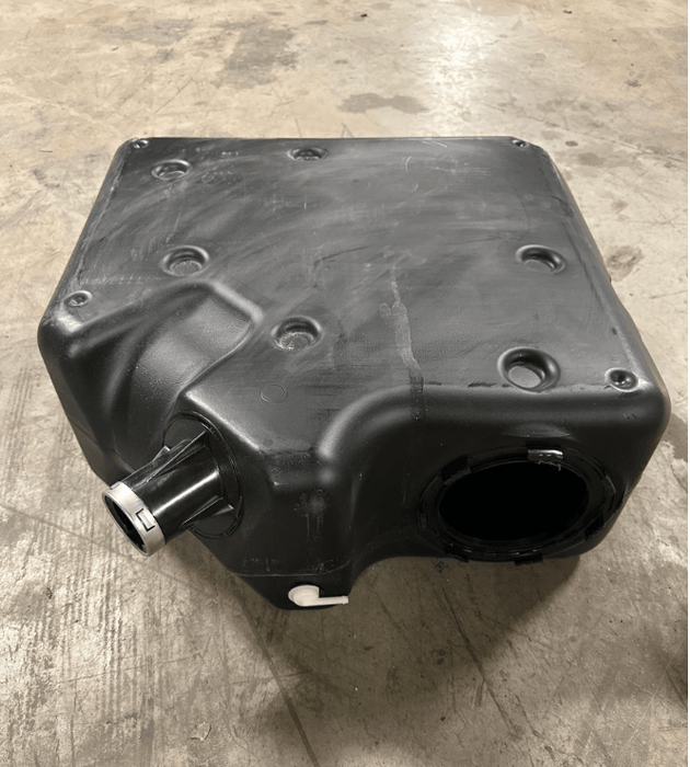 04-27483-007 | Genuine Freightliner® Tank-Def 13 Gallon, Lh Std Fill