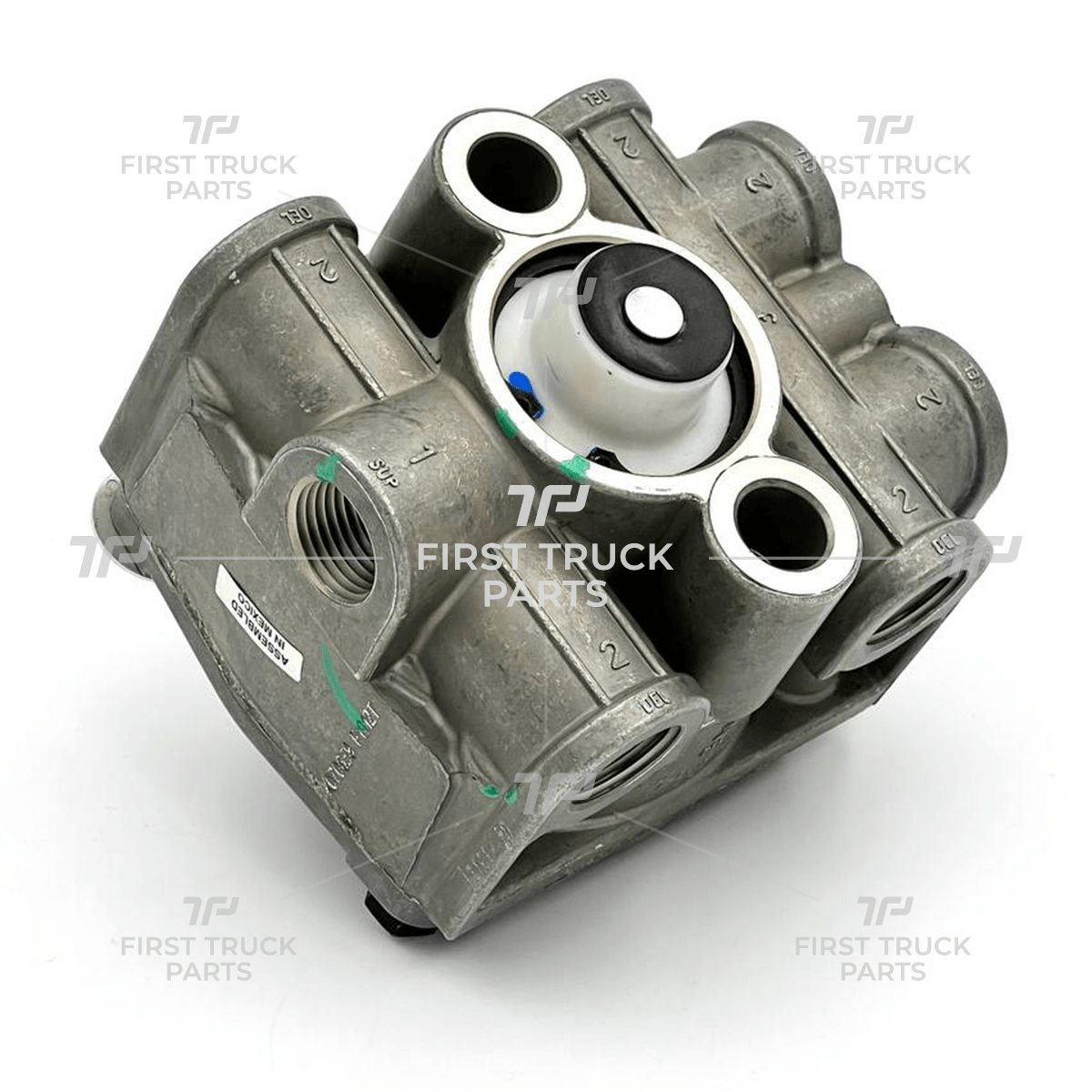 Genuine Bendix® Traction Relay Valve 4.0 PSI, 12V - 3954148C91