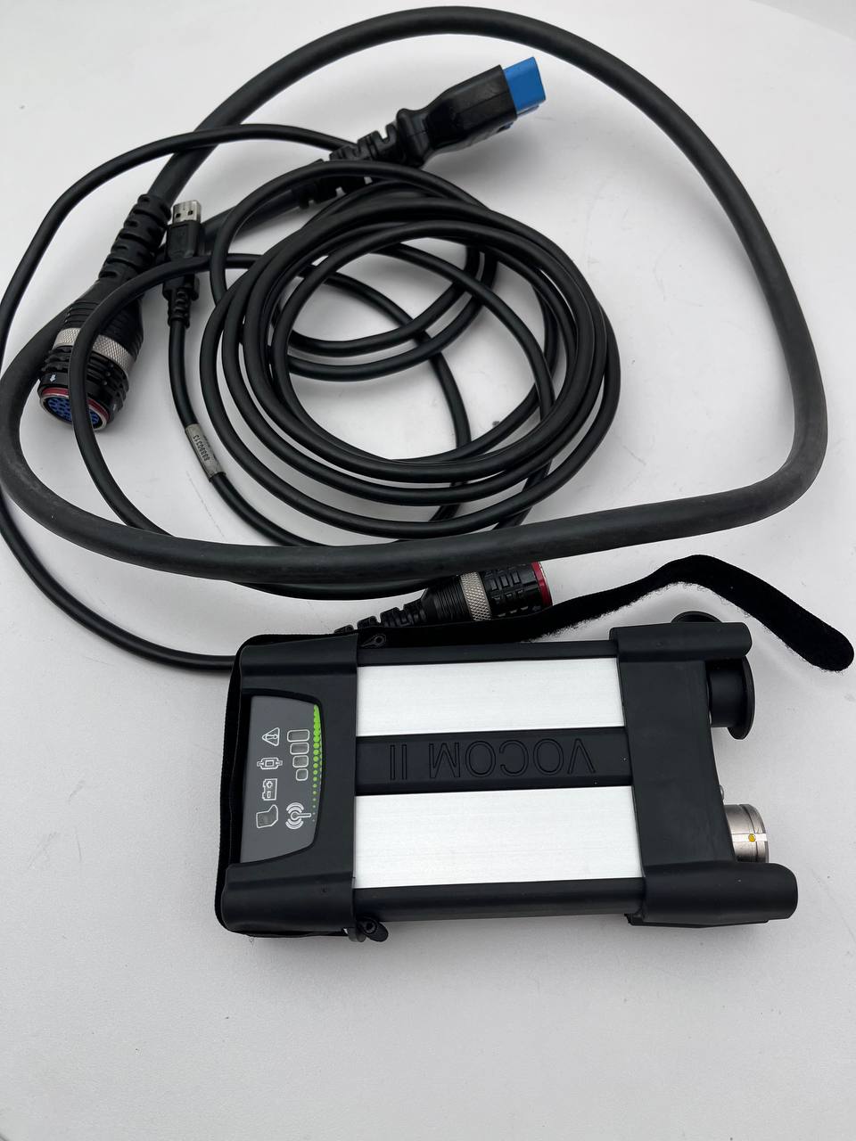vhbw passend für Volvo Vocom II Diagnosegerät Adapter OBD1 8Pin, 26 Pin Stecker vhbw passend für Volvo Vocom II Diagnosegerät Adapter OBD1 8Pin, 26 Pin Stecker