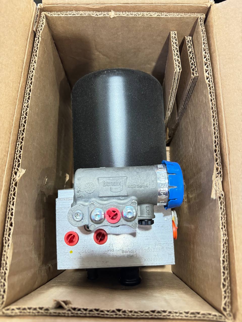 P/N: K049197 | Genuine Bendix® AD-IS Air Dryer Assembly 12V