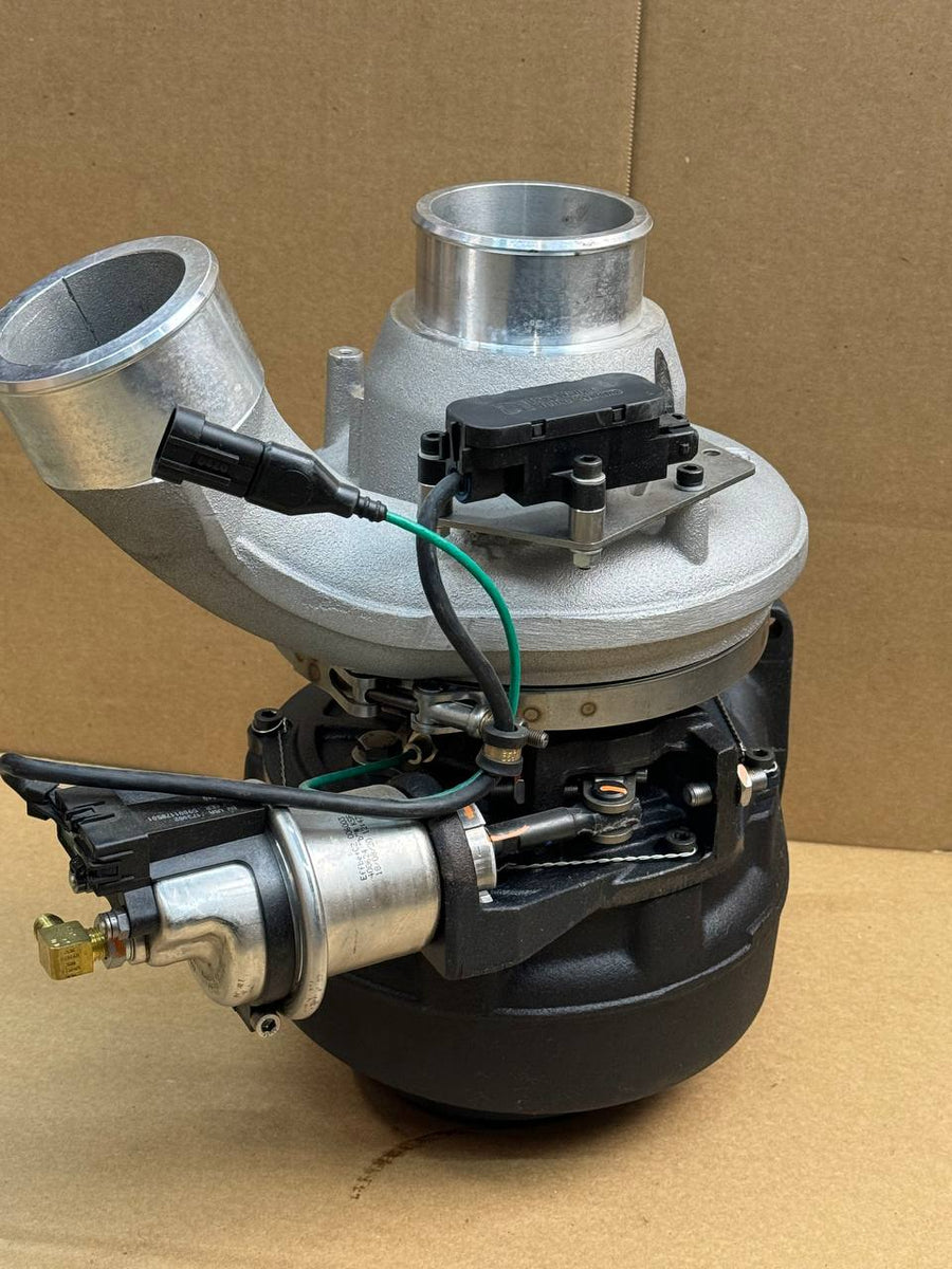 631GC5176AM10 | Genuine Mack® Turbocharger E7 Mack