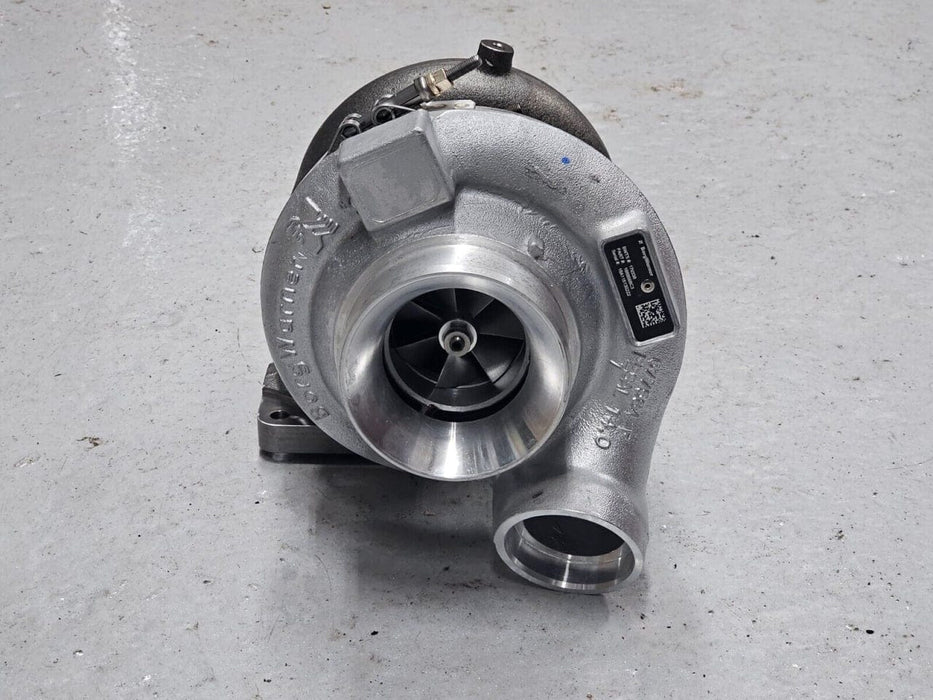 1889568C93 | Genuine International® Turbocharger For MaxxForce 7 6.4L