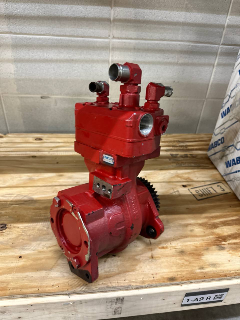 700141AT | Genuine Cummins® Single Cylinder Compressor 75Mm