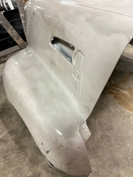 L29-1149 | Genuine Kenworth® Fiberglass Hood For Kenworth T-660