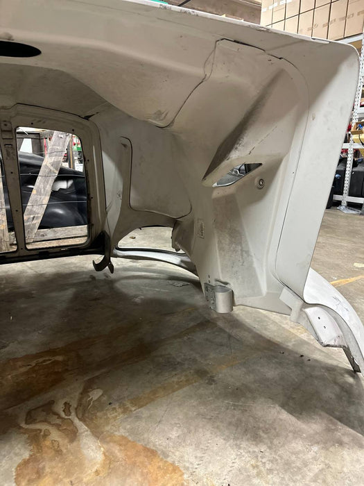 L29-1149 | Genuine Kenworth® Fiberglass Hood For Kenworth T-660