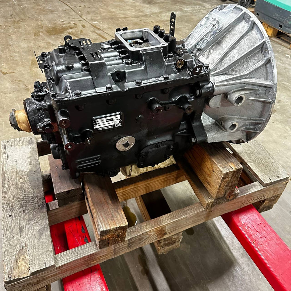 4305846-C | Genuine Eaton® Fuller 6-Speed Transmission