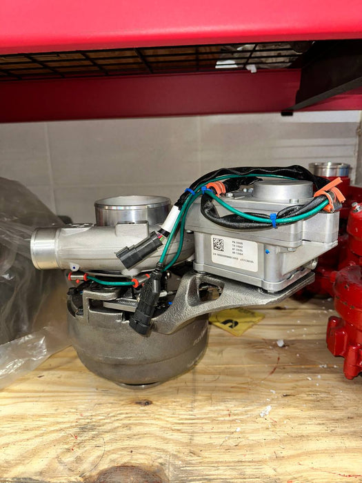 RE528884 | Genuine John Deere® Turbocharger S300BV131