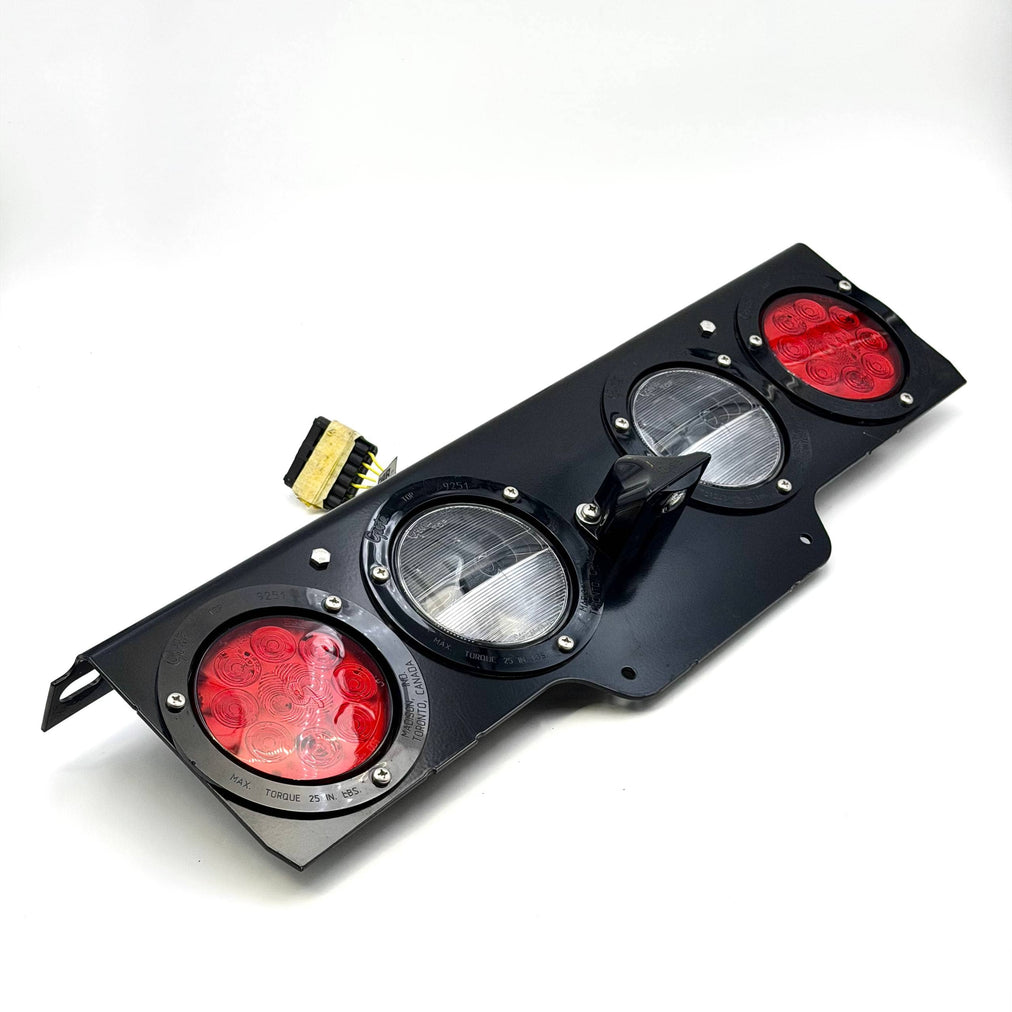 P92-5522-1720 | Genuine Paccar® Rear Tail Light Panel Kit With Harness