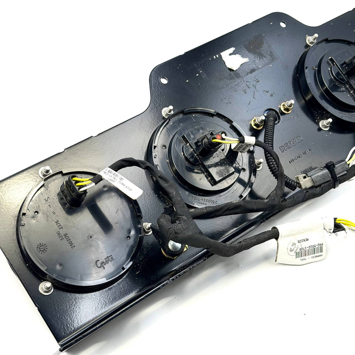 A11-2437 | Genuine Paccar® Rear Tail Light Panel Kit With Harness