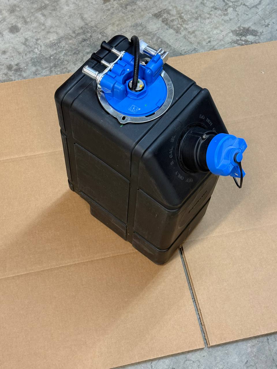 10553220 | Genuine Capacity DEF Tank (Diesel Exhaust Fluid) Sensor Head