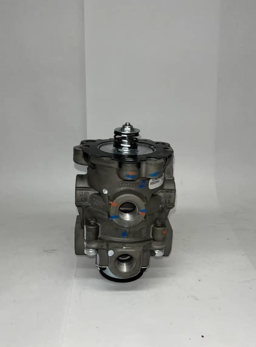 n30099ba | Genuine Bendix® Air Brake Valves / Foot