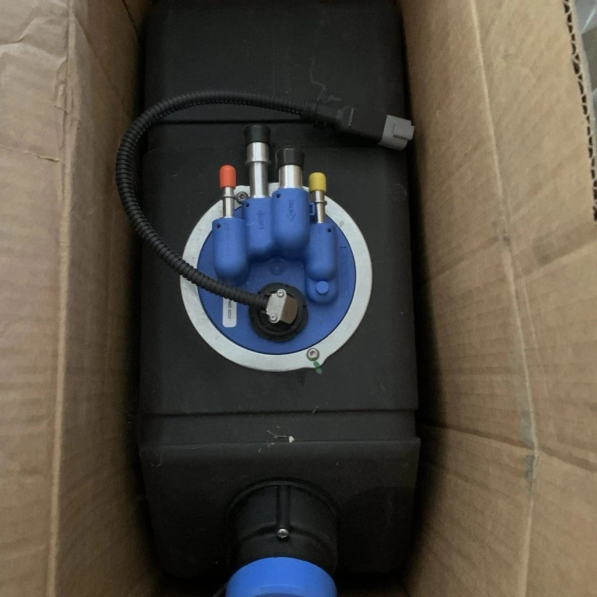 P/N: 366-8822 | Genuine Cat® DEF Tank & Heating Module