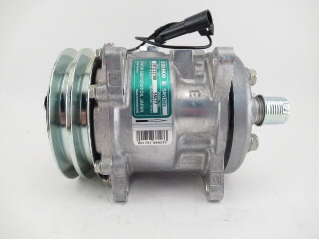 1911506010 | Genuine Takeuchi® Compressor S5077 2GR 12V