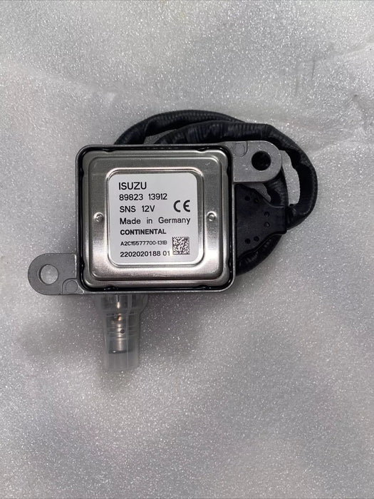 89823-13911 | Genuine Isuzu® NOX Nitrogen Oxide Sensor For Isuzu