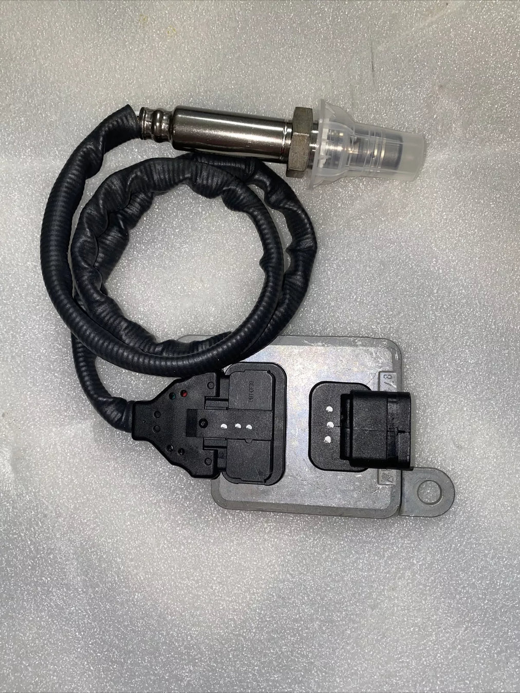 89823-13911 | Genuine Isuzu® NOX Nitrogen Oxide Sensor For Isuzu