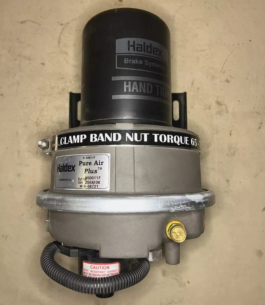 N-50011f, N50011f | Genuine Haldex® Air Dryer
