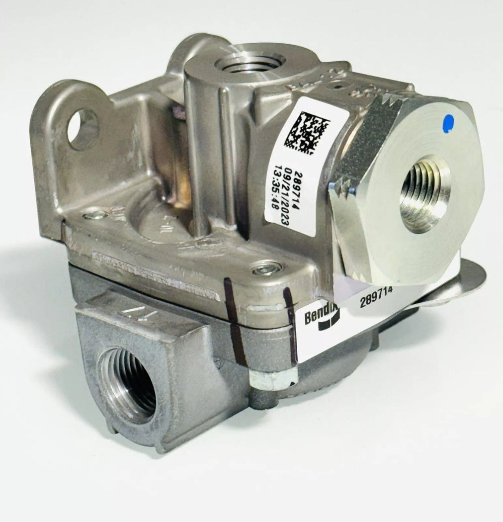 802548 | Genuine Bendix® QR-1 Air Brake Quick Release Valve