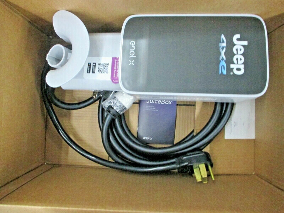 82216505AB | Genuine Mopar® 4XE At-Home Plug-In Charging Unit