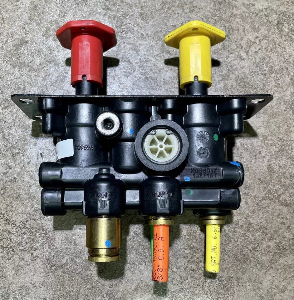 5001231 | Genuine Bendix® Air Brake Valve