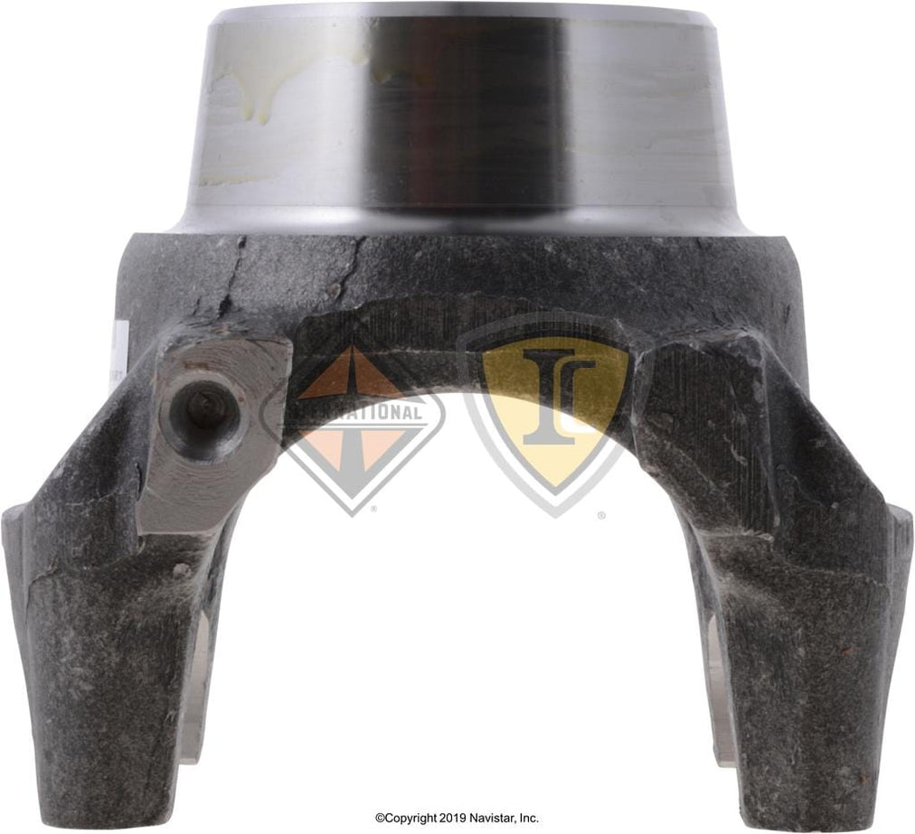 3518151C1 | Genuine International® Drive Shaft End Yoke