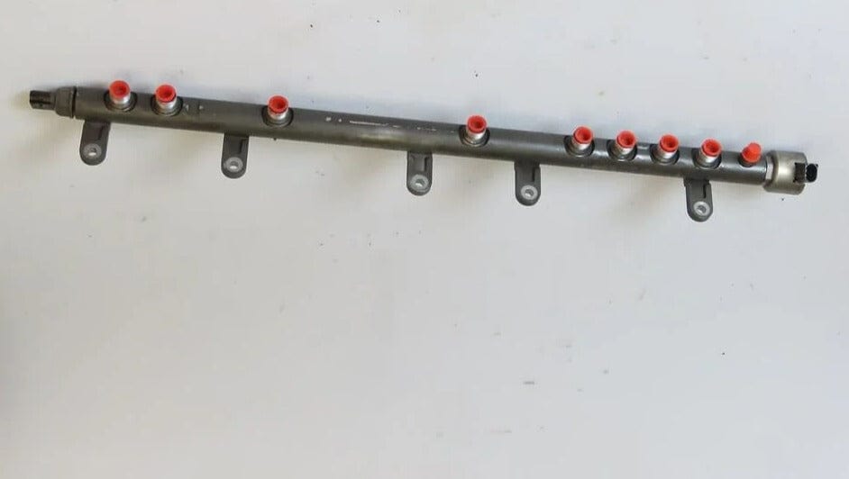 BP0739926 | Genuine Paccar® Fuel Rail MX11