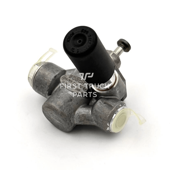 1339048 | Genuine Paccar® Fuel Hand Pump For Kenworth, Peterbilt