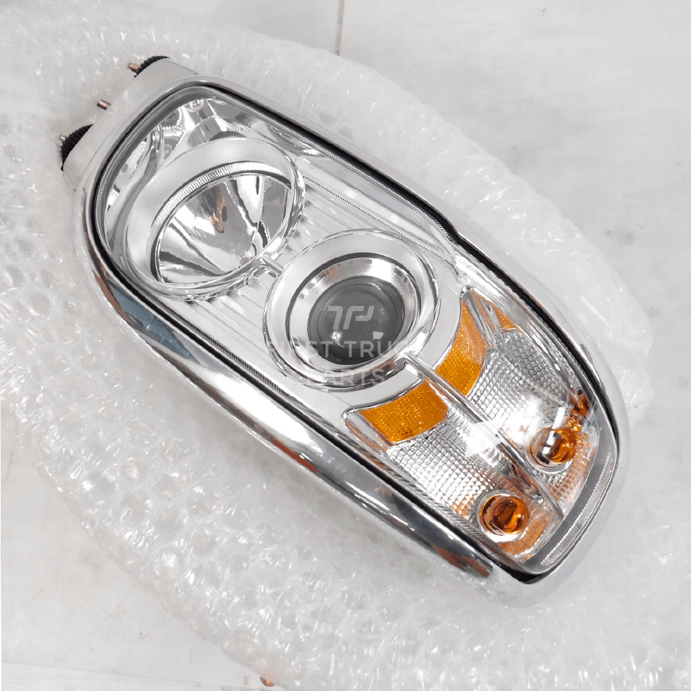 P/N: P54-6166-220R Genuine Paccar® Right Headlamp