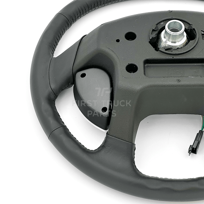 S91-1012-200 | Genuine Paccar® Steering Wheel 18"V4 Leather