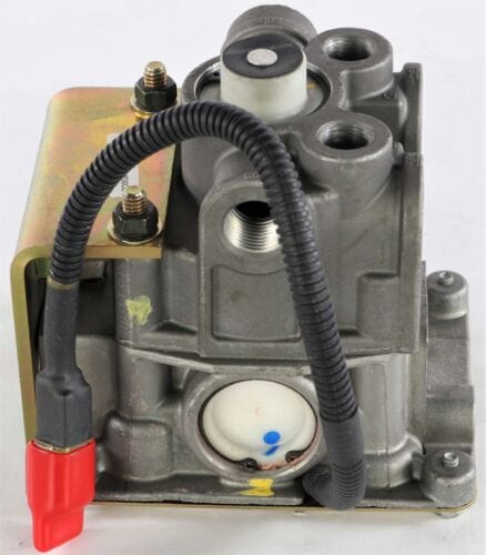 800463 | Genuine Bendix® Air Brake Relay Valve